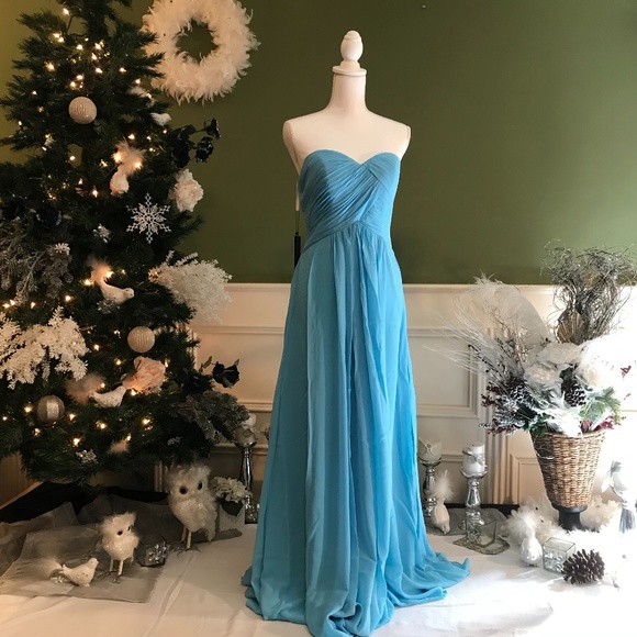 Dresses & Skirts - Formal evening gown bridesmaid